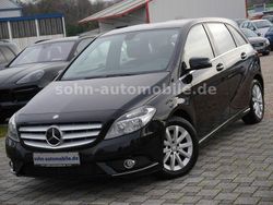 Schwarz Gebraucht 2013 Mercedes B180 Van / Kleinbus | 11.999 € (Fairer Preis)