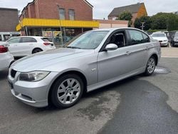 Titansilber Gebraucht 2007 BMW 318 Limousine | 2.900 € (Guter Preis)