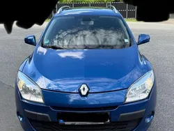 Blau Gebraucht 2011 Renault Mégane GrandTour Dynamique Kombi | 5.450 € (Fairer Preis)