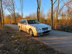 Silber Gebraucht 2002 Mercedes E220 Kombi | 3.400 € (Fairer Preis)