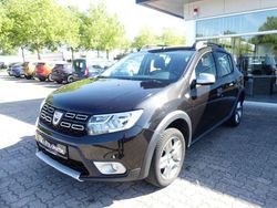 Schwarz Gebraucht 2020 Dacia Sandero Essentiel Kleinwagen | 9.900 € (Etwas zu teuer)