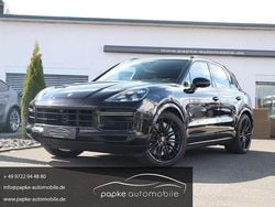Schwarz Gebraucht 2020 Porsche Cayenne Turbo Sport SUV | 69.895 € (Superpreis)