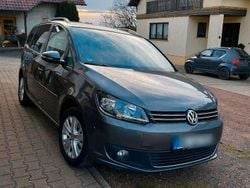 Gebraucht 2014 VW Touran Life Van / Kleinbus | 8.100 € (Fairer Preis)