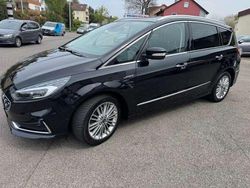 Iridiumschwarz metallic Gebraucht 2020 Ford S-MAX Vignale Van / Kleinbus | 24.990 € (Etwas zu teuer)