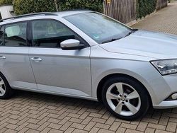 Silber Gebraucht 2021 Skoda Fabia Active Kombi | 9.577 €