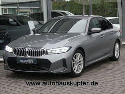 Grau Gebraucht 2024 BMW 320 M Sport Limousine | 37.400 € (Guter Preis)