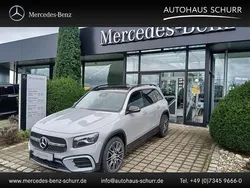 Grau Gebraucht 2025 Mercedes GLB200 AMG line SUV | 48.500 € (Teuer)