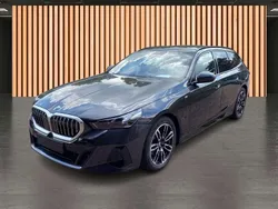 Sophistograu brillanteffekt Gebraucht 2024 BMW 520 M Sport Kombi | 53.980 € (Superpreis)
