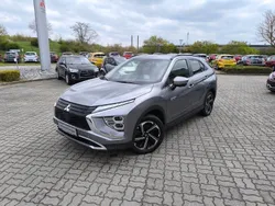 Platinumgrau Gebraucht 2021 Mitsubishi Eclipse Cross Edition SUV | 23.690 € (Teuer)