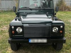 Grün Gebraucht 2014 Land Rover Defender SUV | 34.000 €