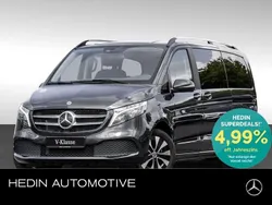 Szary Gebraucht 2024 Mercedes V220 Edition Van / Kleinbus | 57.613 € (Etwas zu teuer)