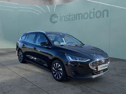 Schwarz Gebraucht 2023 Ford Focus Titanium Kombi | 19.350 € (Superpreis)