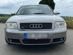 Grau Gebraucht 2004 Audi A6 Limousine | 14.600 €