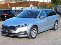 Brillantsilber Gebraucht 2023 Skoda Octavia Kombi | 24.990 € (Guter Preis)