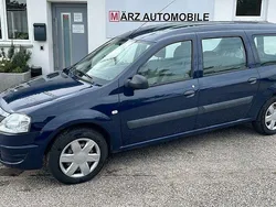 Blau Gebraucht 2011 Dacia Logan MCV Ambiance Kombi | 2.990 € (Fairer Preis)