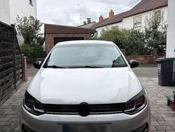 Weiß Gebraucht 2017 VW Polo Sound Kleinwagen | 8.999 € (Guter Preis)