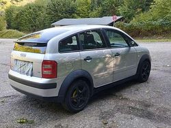 Grau Gebraucht 2002 Audi A2 Kleinwagen | 1.950 € (Guter Preis)