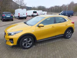 Quantumgelb metallic Gebraucht 2022 Kia XCeed Edition 7 SUV | 20.000 € (Fairer Preis)