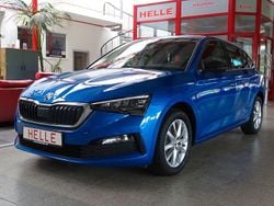 Raceblau metallic (metallic) Gebraucht 2020 Skoda Scala Style Kleinwagen | 17.990 € (Guter Preis)