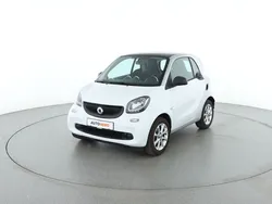 Weiß Gebraucht 2015 Smart ForTwo Coupé Basis Kleinwagen | 11.190 € (Fairer Preis)