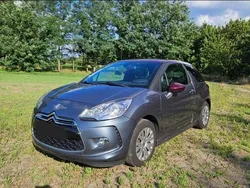 Grau Gebraucht 2011 Citroën DS3 So Chic Limousine | 6.100 € (Fairer Preis)