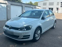 Weiß Gebraucht 2014 VW Golf VII Comfortline Limousine | 5.800 € (Guter Preis)