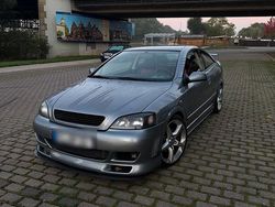 Silber Gebraucht 2002 Opel Astra Coupé | 6.500 €