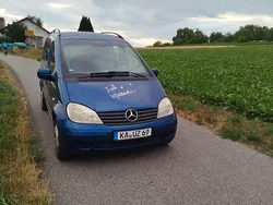 Blau Gebraucht 2004 Mercedes Vaneo Van / Kleinbus | 999 € (Fairer Preis)