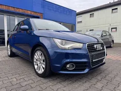 Blau Gebraucht 2011 Audi A1 Ambition Kleinwagen | 7.800 € (Fairer Preis)