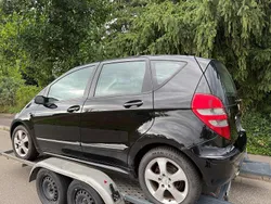 Schwarz Gebraucht 2005 Mercedes A170 Avantgarde Kleinwagen | 550 €