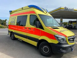 Gelb Gebraucht 2015 Mercedes Sprinter Van | 15.900 €