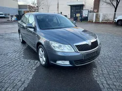 Anthracitegrau metallic Gebraucht 2011 Skoda Octavia Family Limousine | 6.999 € (Fairer Preis)