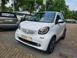 Weiß Gebraucht 2014 Smart ForTwo Coupé Passion Coupé | 7.490 € (Fairer Preis)