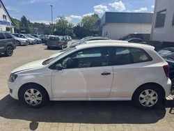 Weiß Gebraucht 2011 VW Polo Kleinwagen | 1.990 € (Guter Preis)