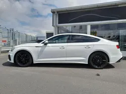 Weiß metallic Gebraucht 2023 Audi A5 Sportback Ambiente | 41.440 € (Etwas zu teuer)