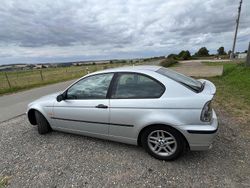 Silber Gebraucht 2002 BMW 316 Compact Kleinwagen | 2.499 € (Etwas zu teuer)