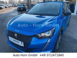 Blau Gebraucht 2022 Peugeot e-208 Allure Kleinwagen | 15.940 € (Fairer Preis)