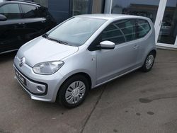 Silber Gebraucht 2012 VW up! Kleinwagen | 5.990 € (Etwas zu teuer)