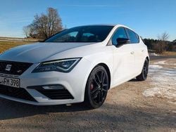 Weiß Gebraucht 2018 Cupra Leon Limousine | 17.000 € (Guter Preis)