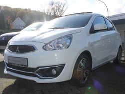 Weiß Gebraucht 2018 Mitsubishi Space Star Edition Limousine | 8.890 € (Fairer Preis)