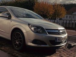 Silber Gebraucht 2006 Opel Astra GTC Coupé | 2.590 € (Fairer Preis)