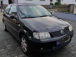 Schwarz Gebraucht 2000 VW Polo Limousine | 600 € (Guter Preis)