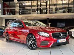Rot Gebraucht 2019 Mercedes E300 AMG line Limousine | 27.990 € (Guter Preis)