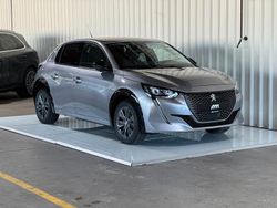 Grau Gebraucht 2023 Peugeot e-208 Allure Kleinwagen | 17.900 € (Guter Preis)