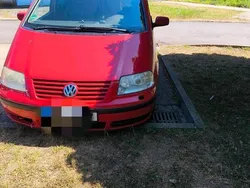 Rot Gebraucht 2002 VW Sharan Van / Kleinbus | 900 € (Superpreis)