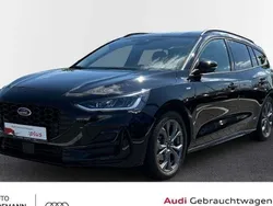 Grau Gebraucht 2024 Ford Focus ST-Line X Kombi | 21.920 € (Superpreis)