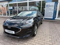 Schwarz Gebraucht 2022 Ford Focus Cool & Connect Limousine | 19.590 € (Fairer Preis)