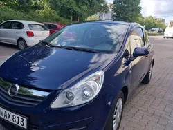 Blau Gebraucht 2009 Opel Corsa Innovation Limousine | 2.500 € (Guter Preis)