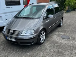 Grau Gebraucht 2009 VW Sharan United Van / Kleinbus | 6.600 € (Teuer)