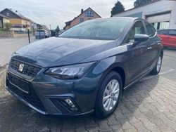 Grau Gebraucht 2024 Seat Ibiza Style Limousine | 22.500 € (Teuer)